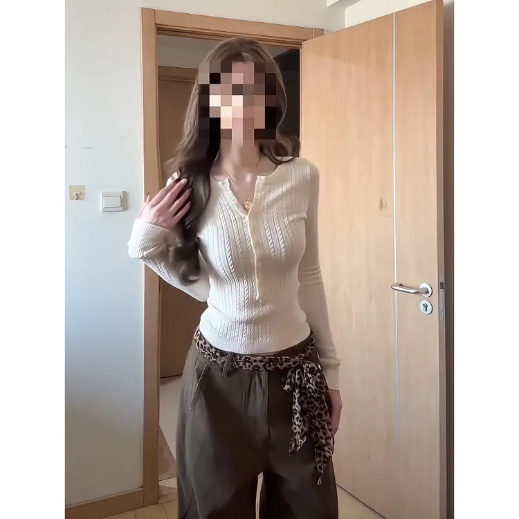 韩系氛围感温柔风修身毛衣女秋冬高级感巨好看内搭打底针织衫上衣