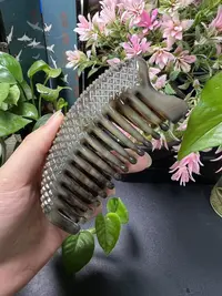 板娘专享 白水黑金刚按摩梳 微瑕福利 随机发货 不退不换 -X189