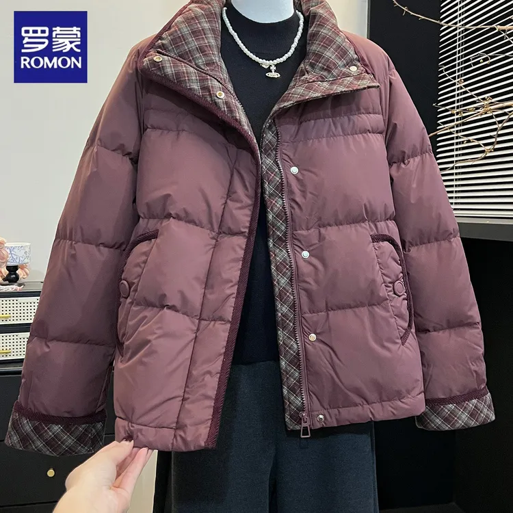罗蒙妈妈装格子加厚羽绒服冬季新款2025中老年宽松白鸭绒红色外套