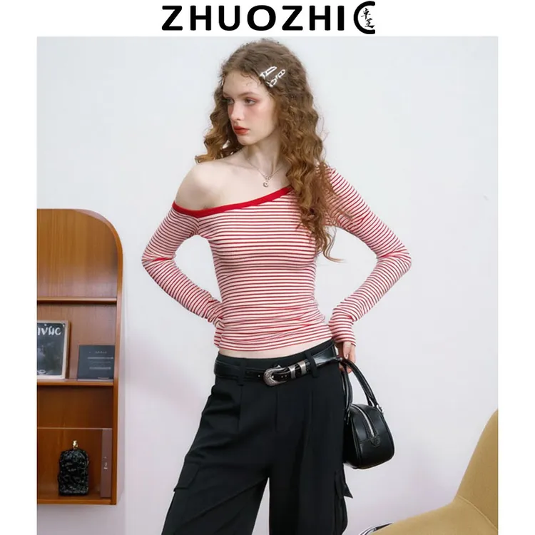卓芝韩版通勤风撞色条纹斜肩长袖T恤2025秋冬新款可外穿精致打底