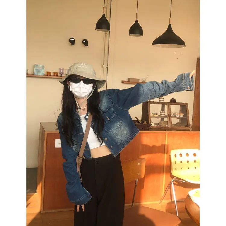 私服辣妹复古牛仔外套女春秋韩版宽松休闲小众设计感短款夹克上衣