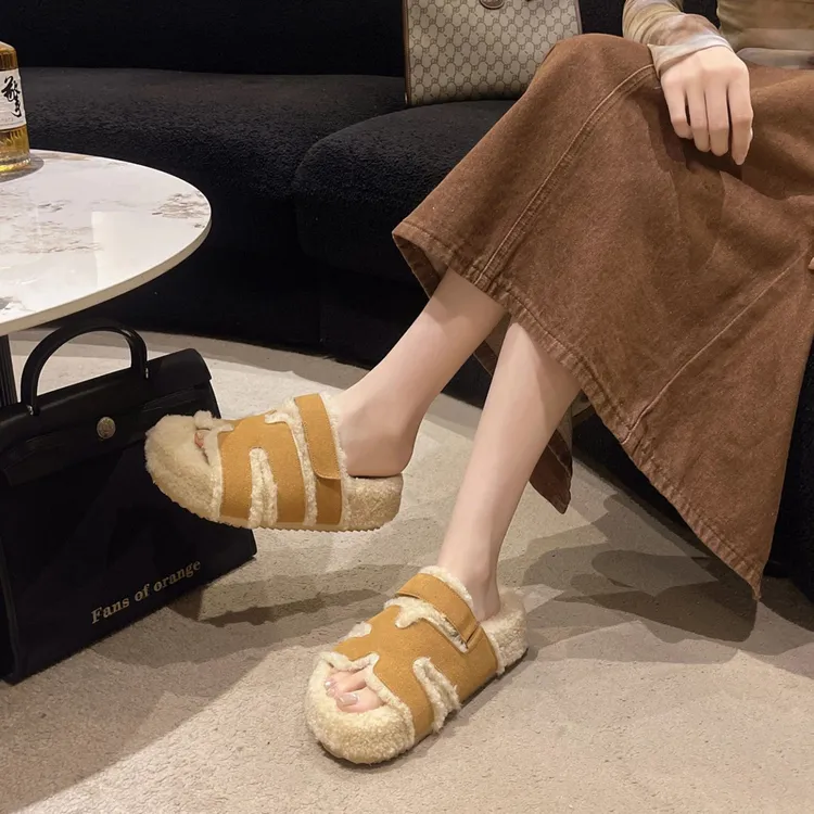 欧洲站厚底毛毛拖鞋女外穿2025新款夏秋冬毛茸茸网红一字拖棉拖鞋