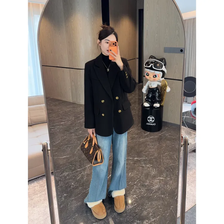 高级感韩系英伦风赫本风法式25冬季新款黑色西装女冬季加厚外套