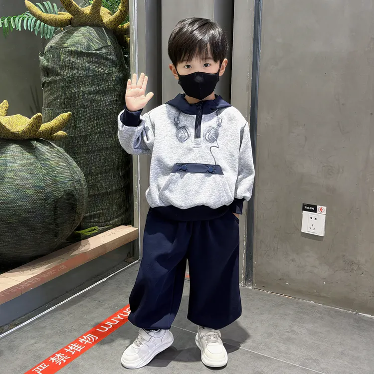 男童帅气卫衣套装2025秋季新款儿童运动两件套宝宝春秋装连帽衣服
