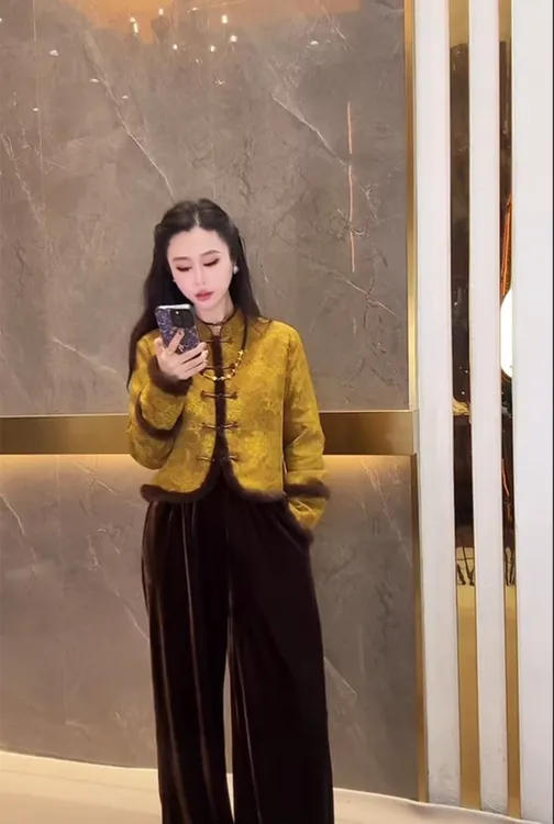 新中式国风拼接毛毛唐装上衣棉服女2025秋冬新洋气显瘦高级感外套