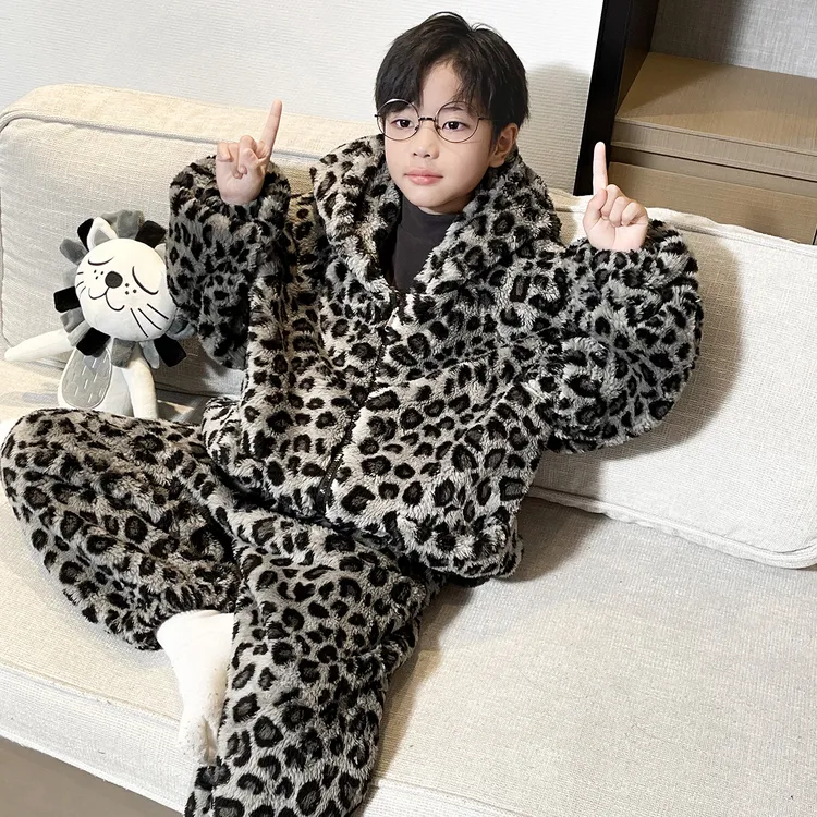 男童秋冬珊瑚绒睡衣套装冬季加绒保暖法兰绒中大童儿童连帽家居服
