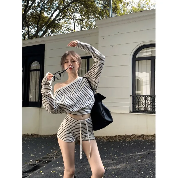 欧若风黑白条纹斜肩长袖T恤上衣女秋季美式辣妹套装休闲直筒短裤