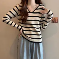 v领条纹针织衫上衣女2025春秋新款显瘦百搭长袖设计感打底衫毛衣C