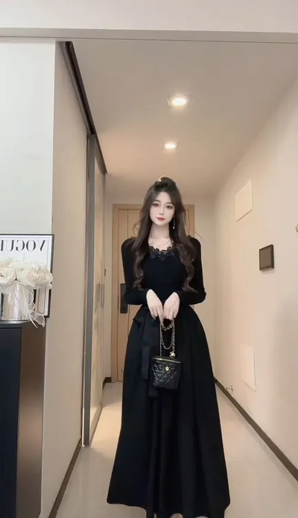 秋冬加绒款气质水溶蕾丝腰部缎面蝴蝶结连衣裙女新款