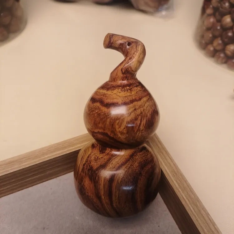 葫芦雕刻手把件文玩随身盘玩实木