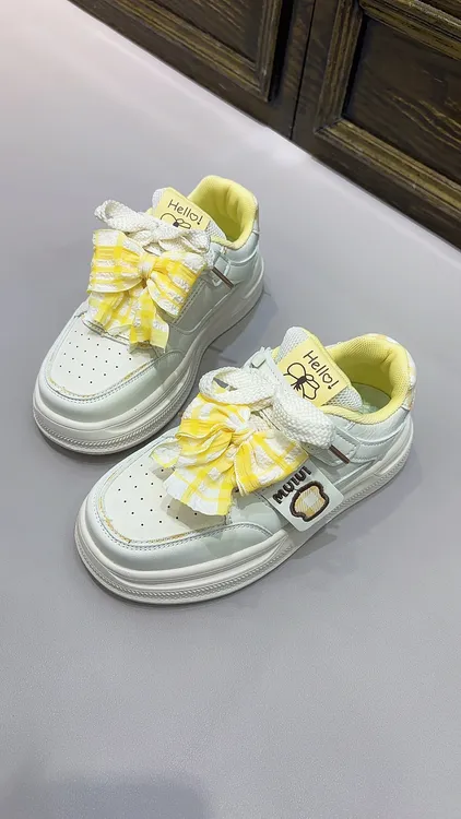 2025新款女童运动板鞋可爱蝴蝶结百搭舒适厚底板鞋软底低帮儿童