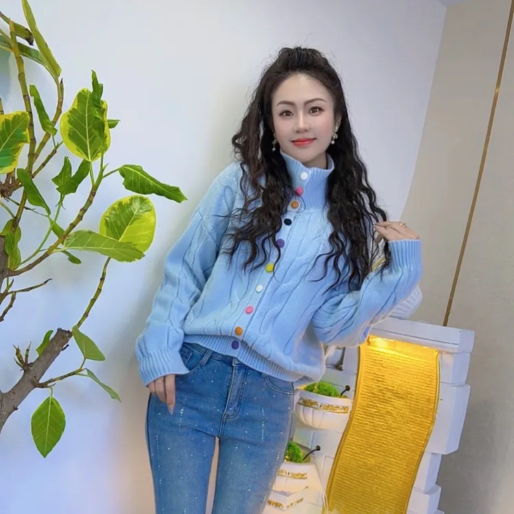 韩系麻花纹休闲风减龄外套纯欲风针织开衫女高领彩扣毛衣上衣880