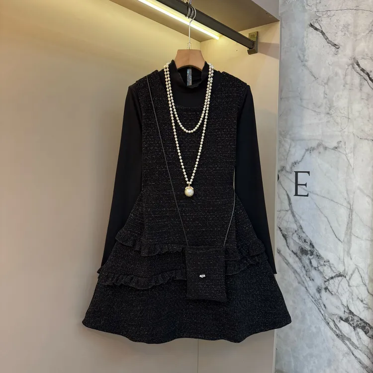 2025时尚高品质小香风荷叶边休闲洋气大码内搭+马甲裙套装1066