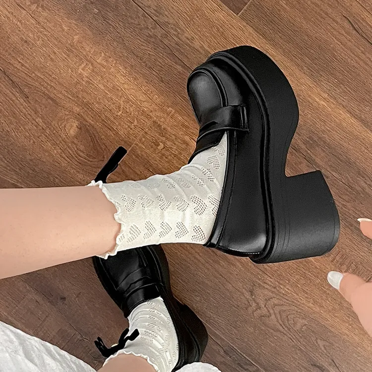 南在南方黑色粗跟厚底小皮鞋女2025新款春秋增高百搭高跟乐福鞋子