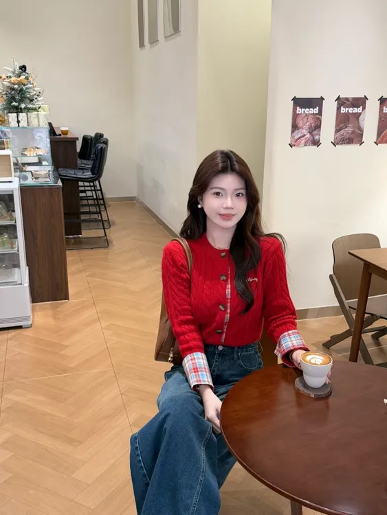 【过年季】格纹拼接麻花开衫毛衣女冬季加厚设计感休闲长袖针织上衣