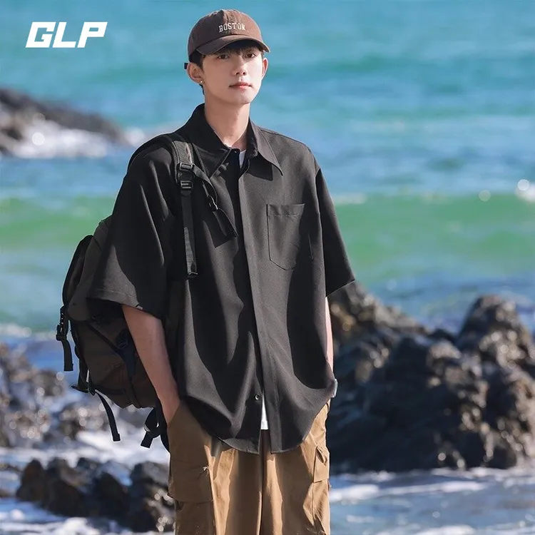 春夏季薄款冰丝短袖衬衫男简约黑色纯色大码休闲短袖痞帅白色衬衣