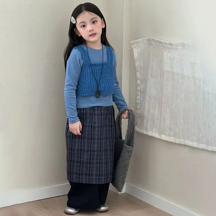 【安安家】韩版女童新针织背心上衣格子屁帘宽松阔腿裤四件套R25477