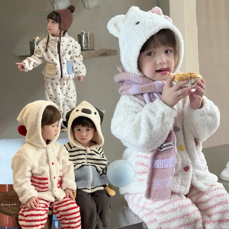 【嘿甜心】儿童冬季软糯可爱卡通女童半边绒家居服套装Z-24009