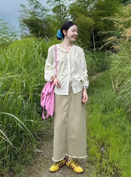 法式复古温柔衬衣女2025早秋新款气质别致长袖衬衫上衣百搭半身裙