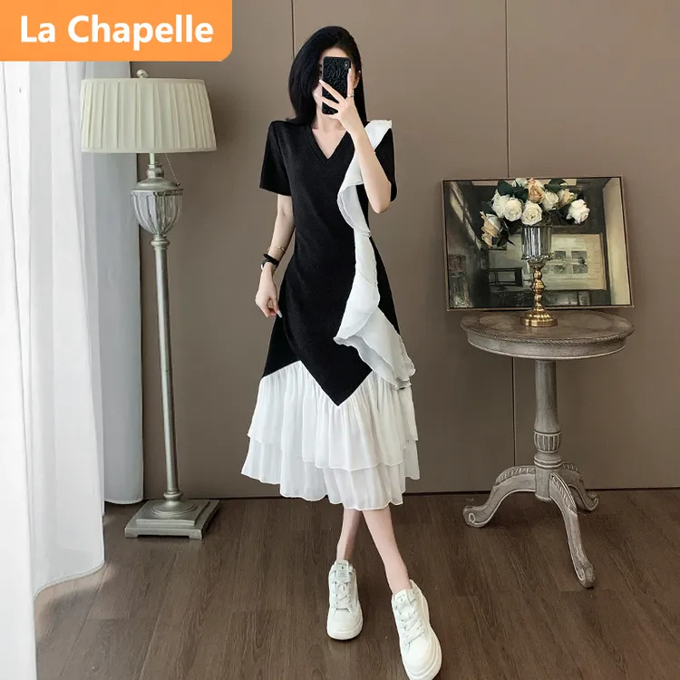 拉夏贝尔设计感气质时尚连衣裙女夏季修身黑色短袖V领拼接打底裙