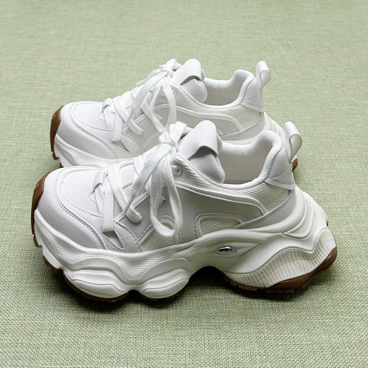 2026早春新款轻奢厚底增高老爹鞋女百搭气质休闲运动鞋软底小白鞋
