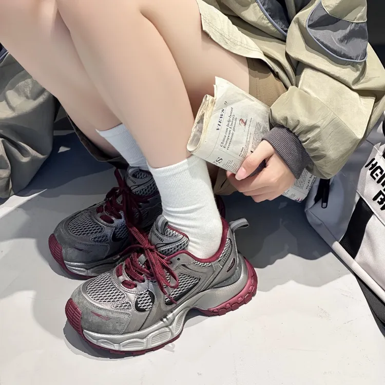 露思同款小怪兽新老爹鞋2025秋季新款松糕底时尚系带款洋气休闲鞋