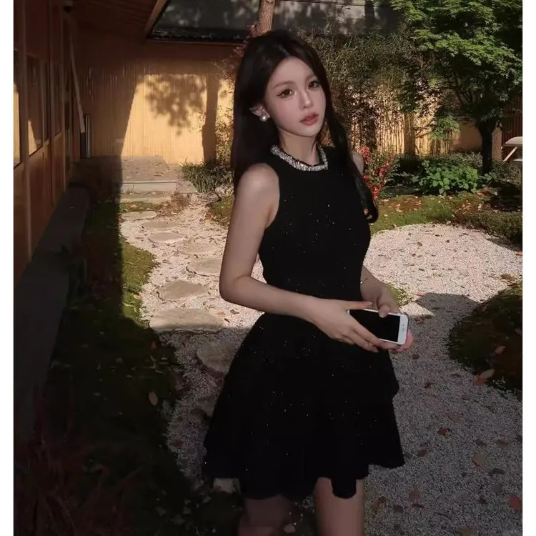 法式赫本小香风背心连衣裙女夏季高级感气质富家千金晚礼服蛋糕裙