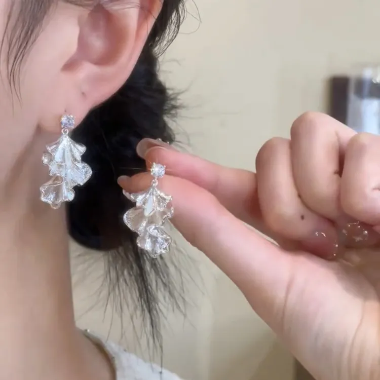 合金耳饰 爆款银色不规则荷叶耳环女2025年轻奢时尚气质耳钉耳坠