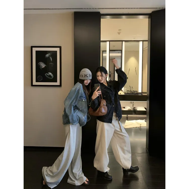 70不是七十【怀旧切片】秋季韩系重工洗水磨烂落肩宽松女牛仔外套