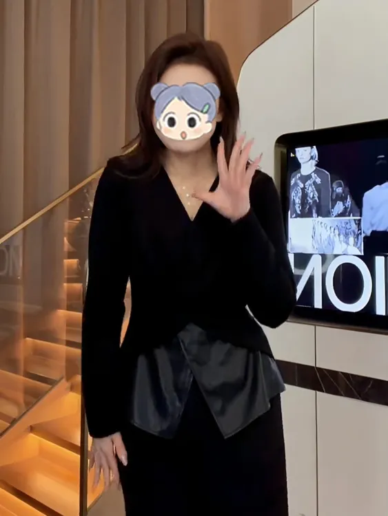 时尚高级感黑色不规则衬衫女2025秋冬新款内搭打底衫掐腰显瘦上衣