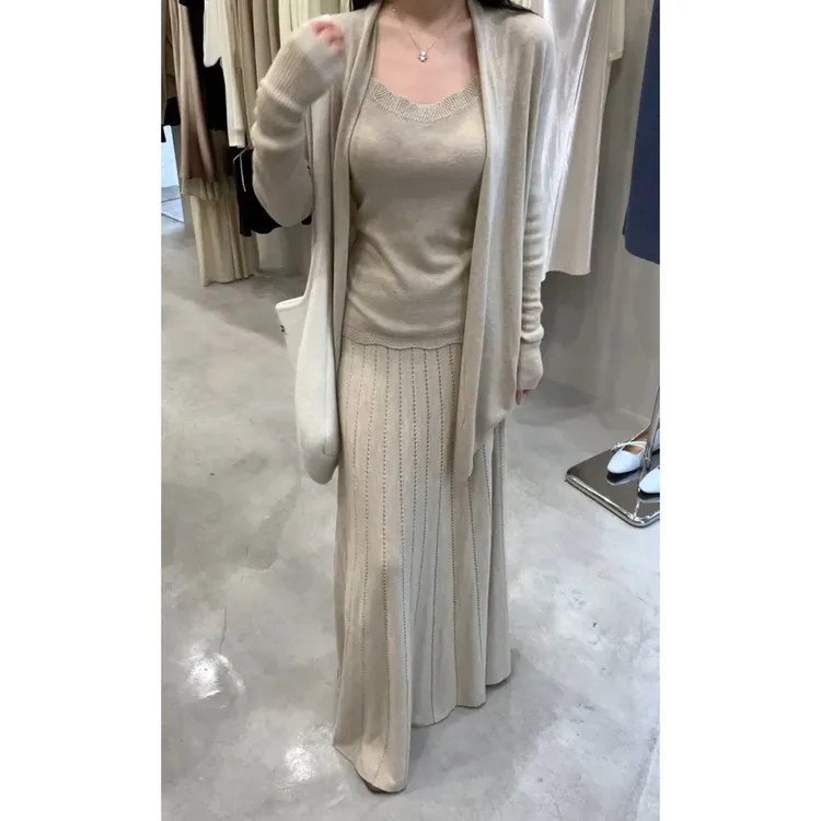 韩系独特超好看套装秋季新款百搭针织开衫吊带背心半身裙三件套装