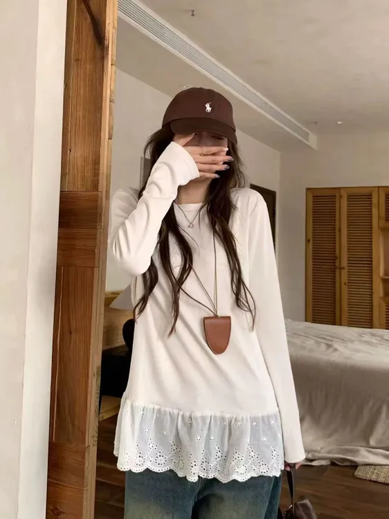 新款冬季胖mm屁帘磨毛拼接蕾丝加长大码女装打底衫