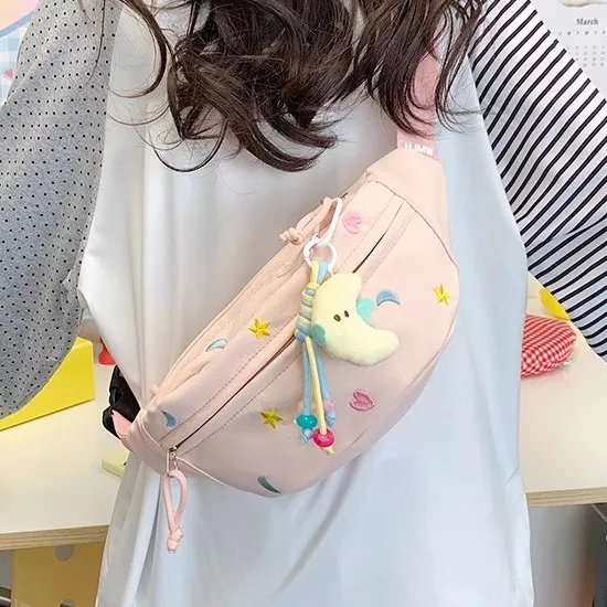 粉色可爱卡通胸包女休闲运动斜挎包轻便旅行胸前包防水女童单肩包