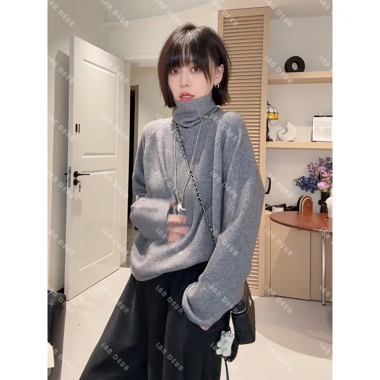JIUJIU【茶菲少女】时尚百搭舒适简约纯色高领针织衫女