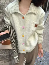 Peach自制 为秋冬增添颜色~彩扣翻领外套针织开衫 TE217