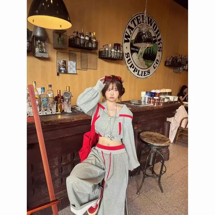 早秋装巨好看运动卫衣穿搭配一整套时尚高级感秋季套装女新款