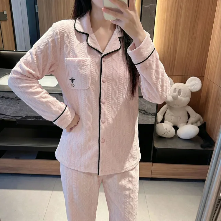 范小懒【海岛绒】秋冬季新款女士睡衣女海岛绒保暖法兰绒家居服套装