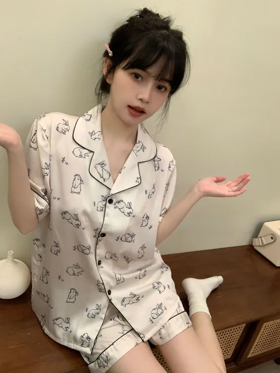 白兔冰雪丝卡通短袖新款学生薄款可爱家居服两件套套装网红夏季