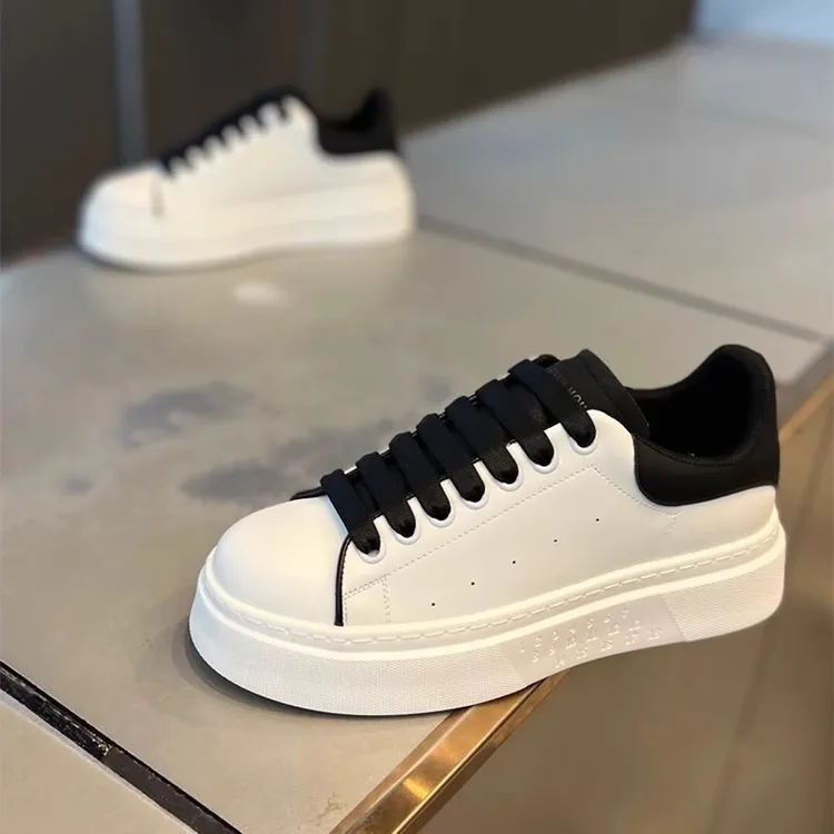 潮牌小白鞋男2025冬新款超纤皮透气舒适软底增高网红爆款休闲男鞋