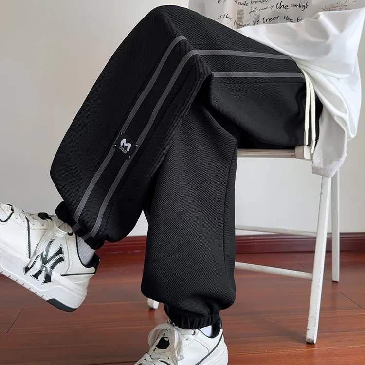 隐匿者束脚卫裤男士秋季新款港风潮流条纹贴标大码束脚休闲裤子男