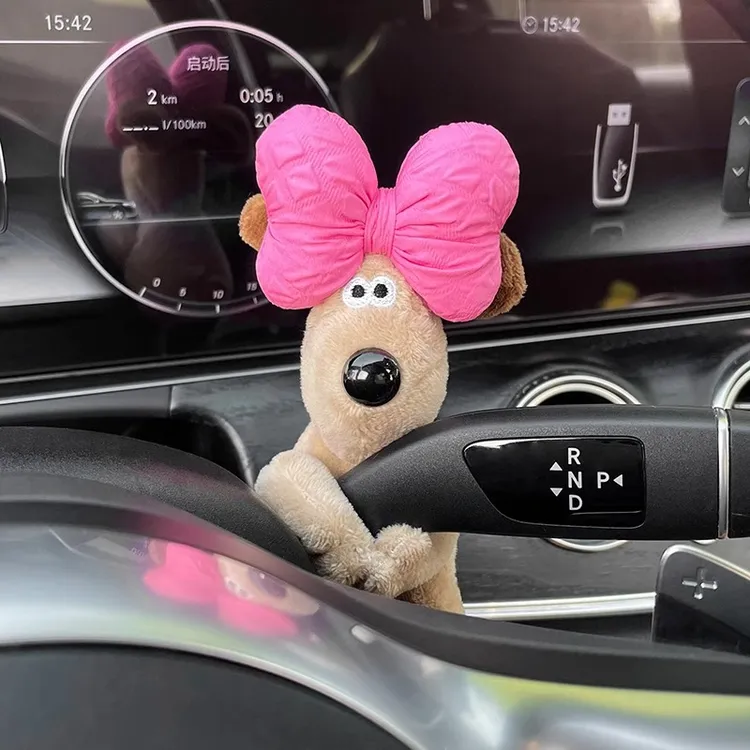 汽车怀挡装饰玩偶网红车内雨刮器后视镜可爱掌门狗飞行员车载摆件