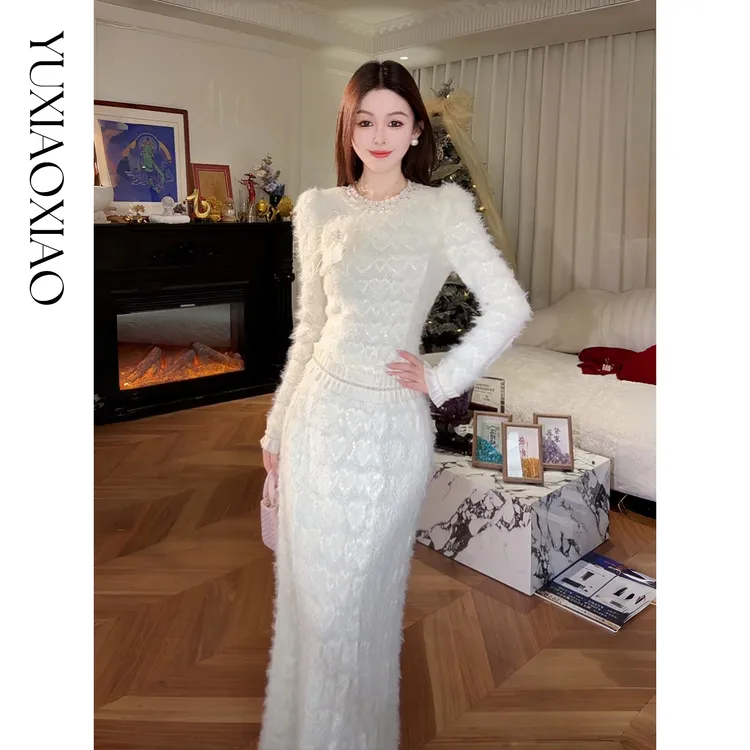 余潇潇【朦胧花市】气质织带花边拼接重工珠片绒感蕾丝上衣&半身裙