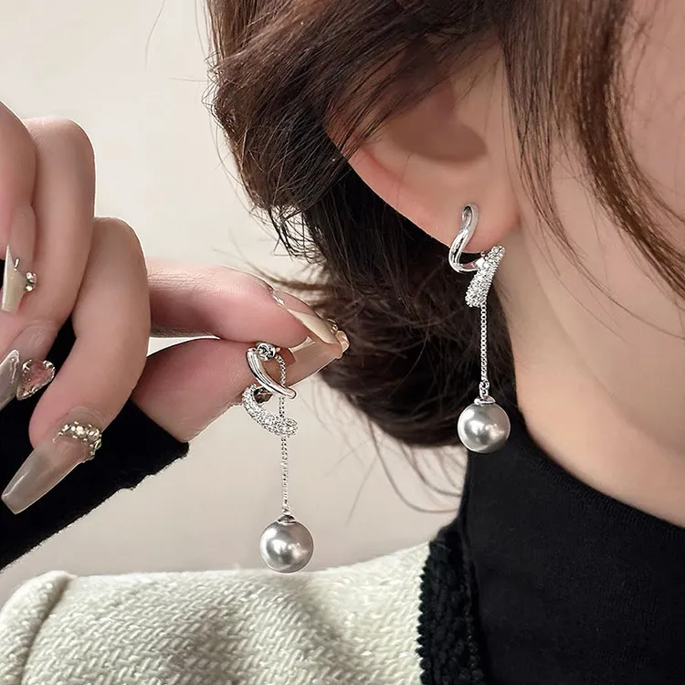 铜合金耳饰 蛇形缠绕珠珠耳钉显脸瘦气质百搭耳坠不挑人时尚耳饰 