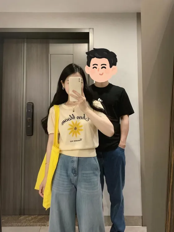 2025夏季新款韩系小雏菊提花短袖针织衫T恤复古直筒牛仔裤两件套