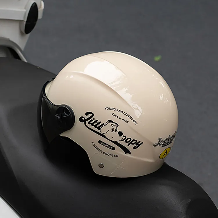 3c认证夏季电动车头盔电瓶车个性安全帽摩托车半盔防晒男女通用