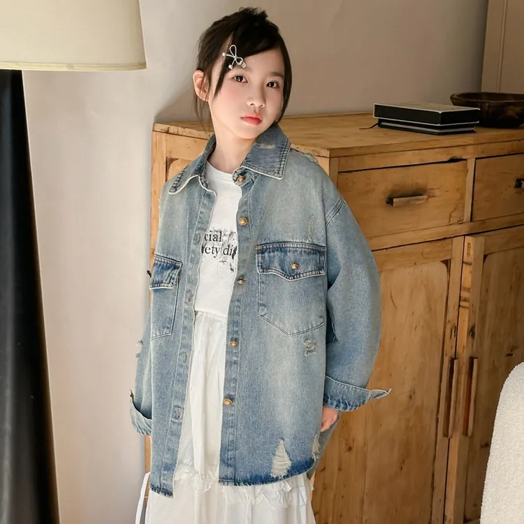 女童时尚洋气百搭牛仔衬衫欧货2025年春季新款做旧水洗休闲外套潮