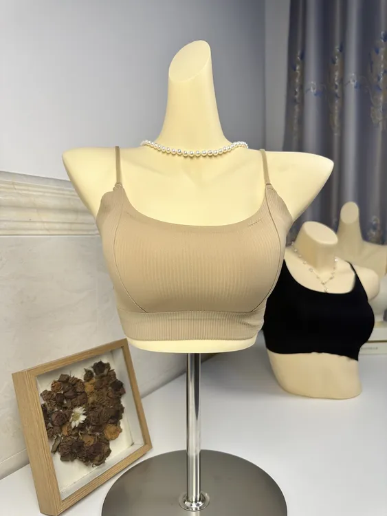 kaka同款美背设计师时尚瑜伽打底一衣四穿百搭聚拢内衣、三种吊带