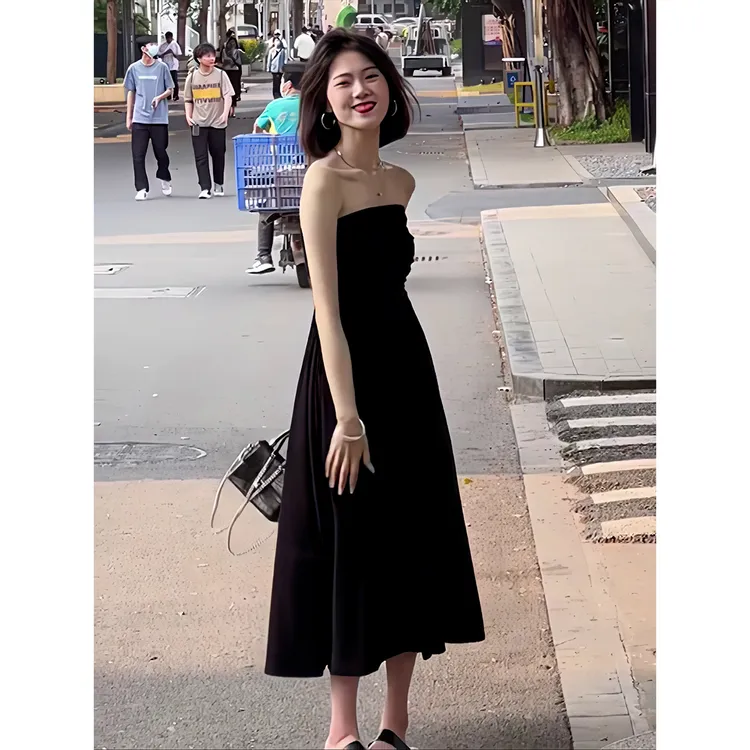 夏季新款气质纯欲露肩无袖抹胸连衣裙女韩系高级感收腰显瘦长裙子