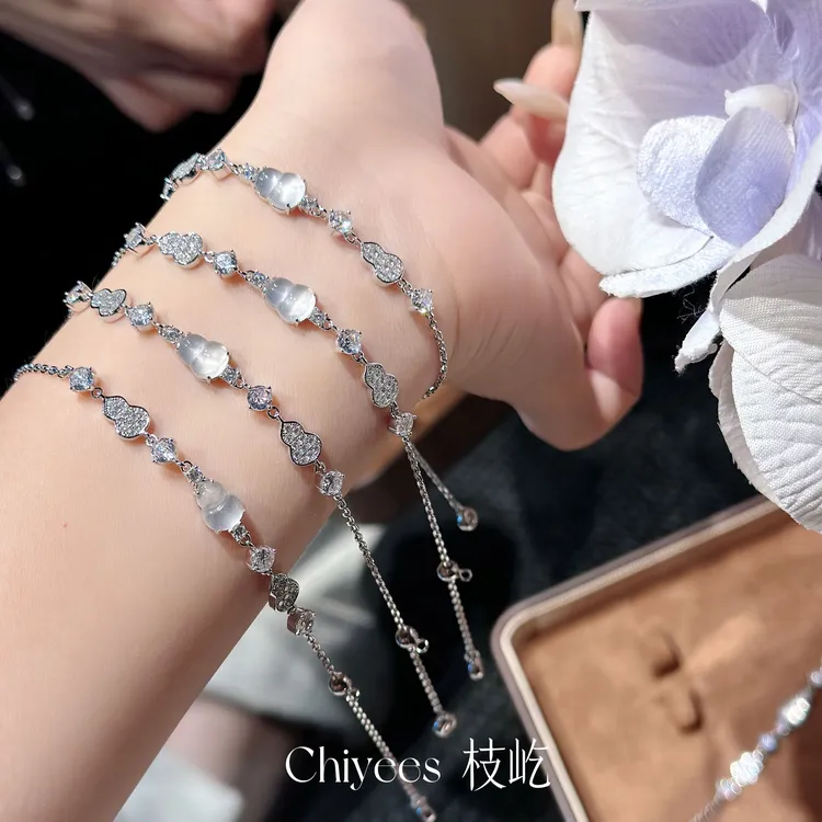 925银合成锆石手链 新中式 精致简约水沫子葫芦银手链 七夕送女友