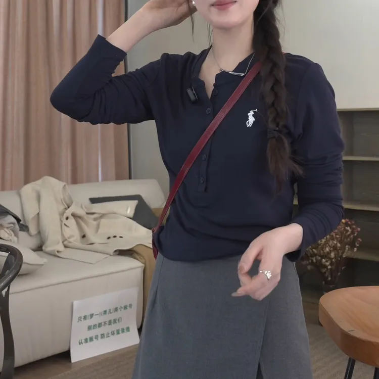 2025新款显瘦气质刺绣百搭修身小标藏青长袖上衣LK2501920